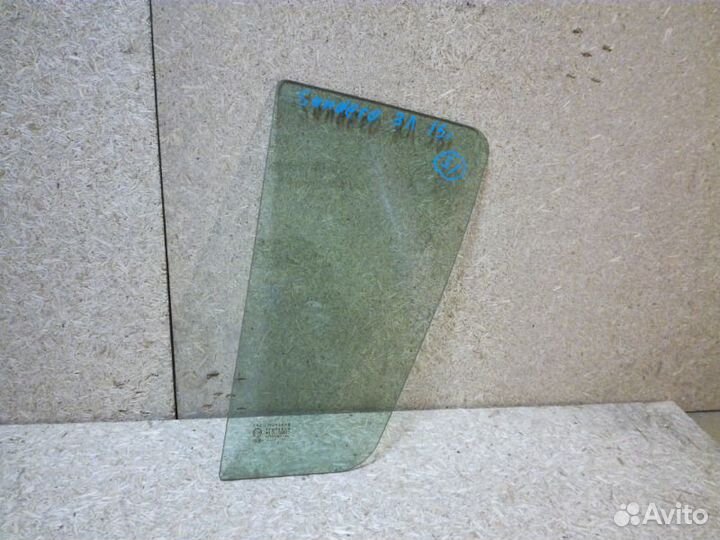 Стекло двери заднее левое Renault Sandero 2 1.6