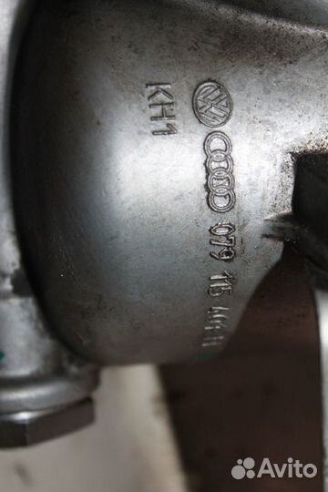 Корпус масляного фильтра Audi A8 D3