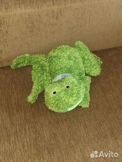 Детская игрушка лягушка