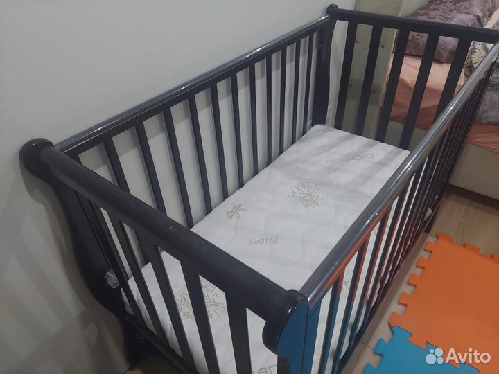 Детская кровать с матрасом с рождения