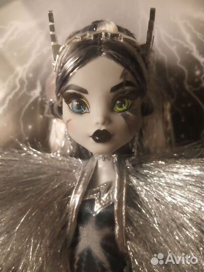 Monster High sdcc Voltageous Frankie френки