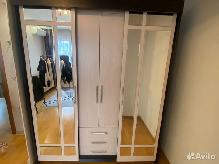 Шкаф для одежды бу