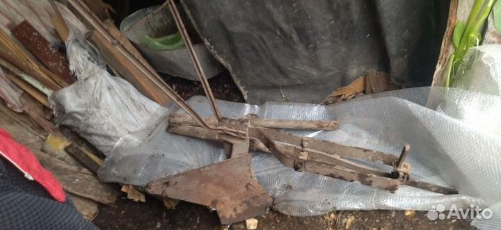 Конный плуг