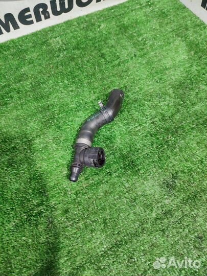 Патрубок охлаждения BMW 7 F01/F02 F02 2009