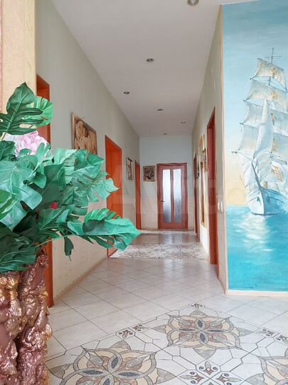 Коттедж 350 м² на участке 4 сот.