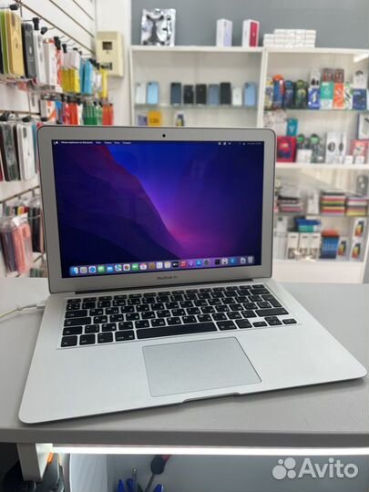 Apple MacBook Air (13-inch 2017)