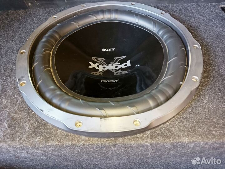 Сабвуфер Sony Xplod 1300