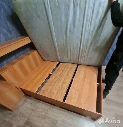 Кровать двухспальная с матрасом бу
