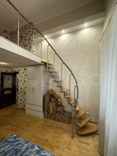 4-к. квартира, 140 м², 8/8 эт.