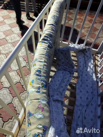 Детская кроватка