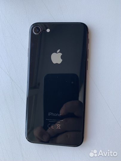 Телефон iPhone 8 64 gb black