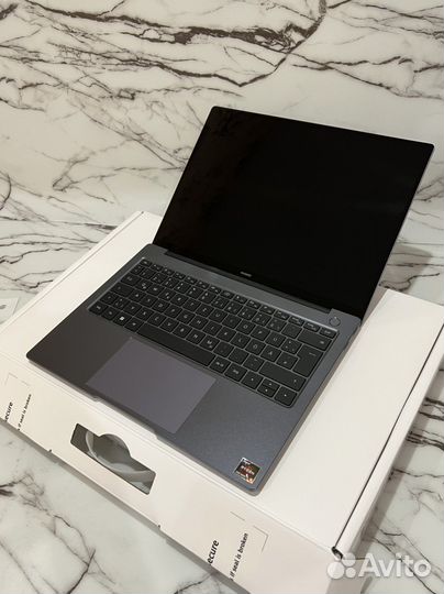 Huawei matebook 14 2K 2022 R5 5500U 8GB SSD 512GB