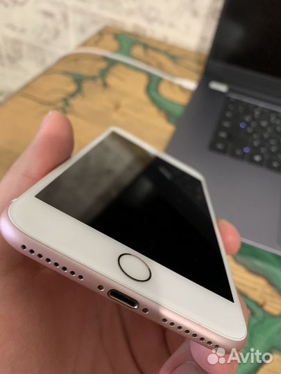 Телефон iPhone 7 Plus 32 гб