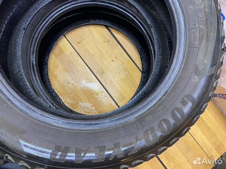 Goodyear Ultragrip Ice Arctic 235/55 R17 103T