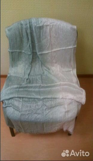 Серебристо-розовый шарф-палантин orifleym