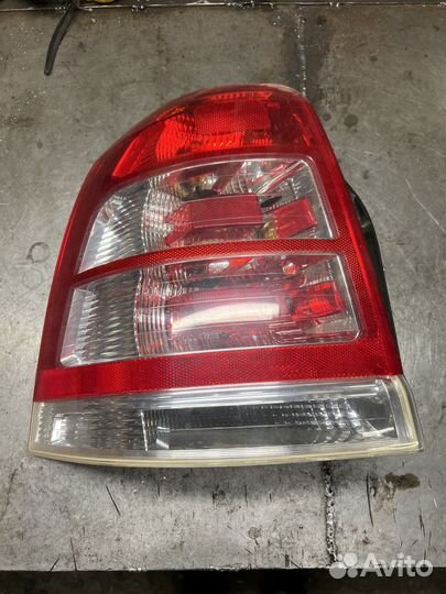 Фонарь задний левый opel zafira b