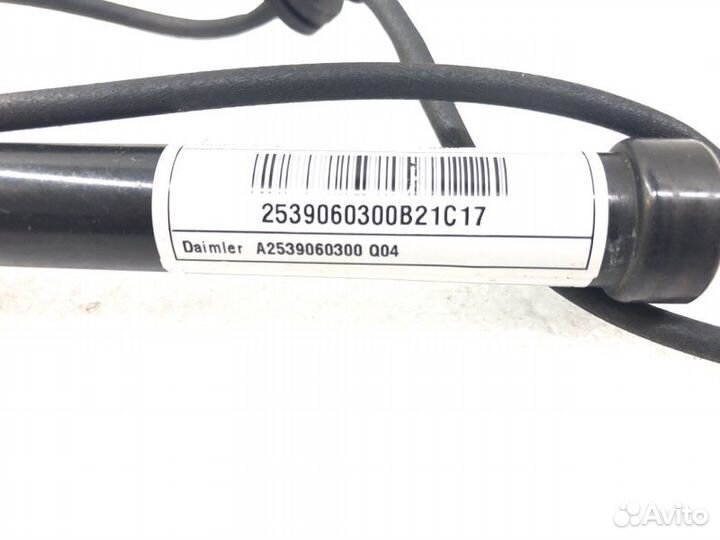 Пиропатрон капота Mercedes-Benz Glc-Class X253