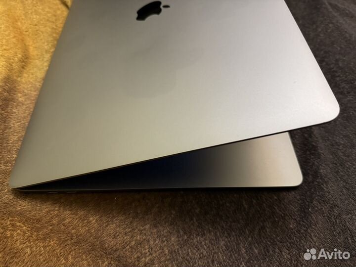 MacBook Pro 16 2019 i9 2.4 32GB 512GB С Windows