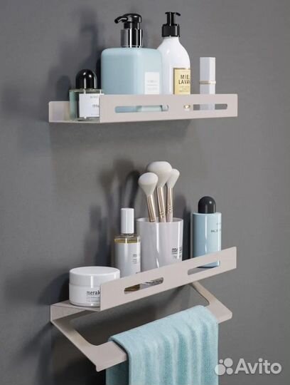 Полка для ванной новая комплект