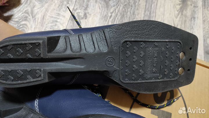 Лыжные ботинки р.37