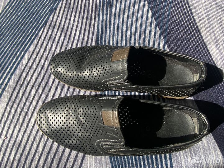 Мужские туфли, берцы