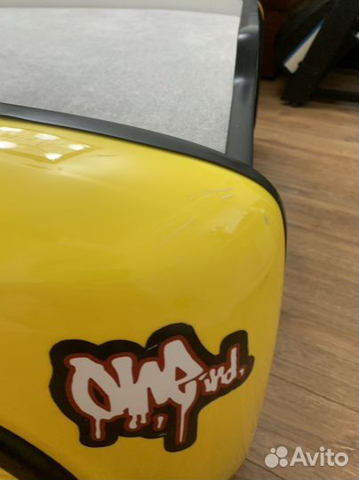 Детская кровать машинка