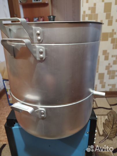 Продаю соковарку новая 6 литров