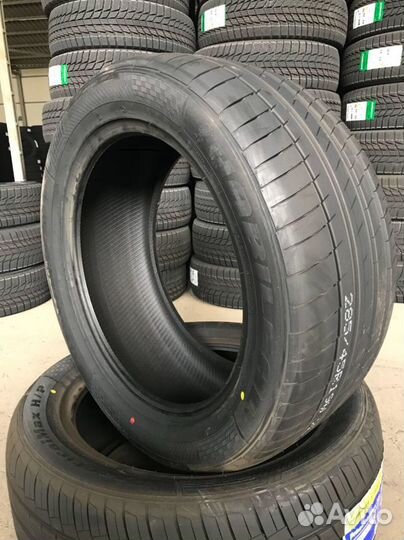 Habilead PracticalMax H/P RS26 285/35 R21