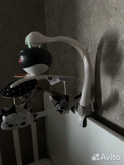 Мобиль на кроватку tiny love