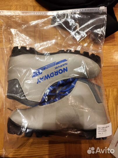 Лыжные ботинки