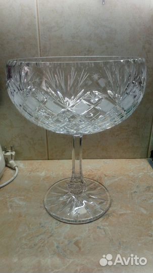 Ваза хрустальная для фруктов