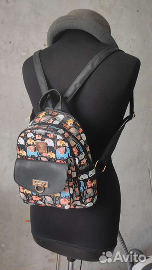 Забавный рюкзак со слонами. Много карманов