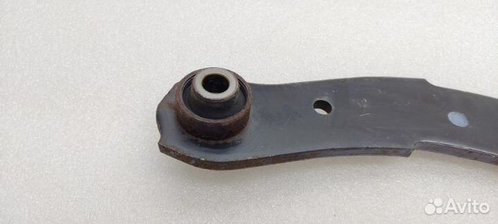 Рычаг поперечный задний Mitsubishi Outlander GF