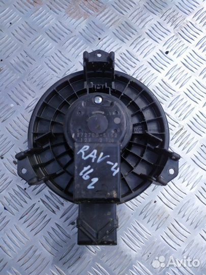 Мотор печки Toyota Rav4 ZSA42 2.0 3ZR-FE 2016