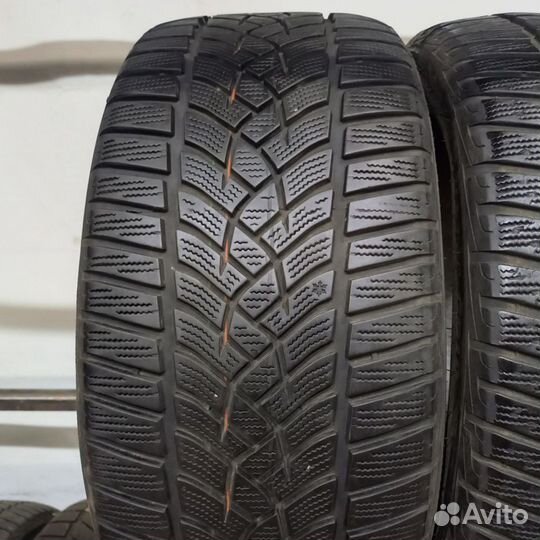 Goodyear UltraGrip Performance Gen-1 235/60 R18