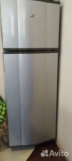 Холодильник whirlpool