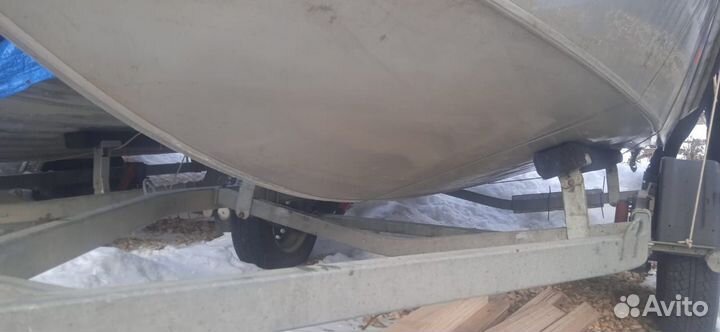 Лодка tracker 16 W