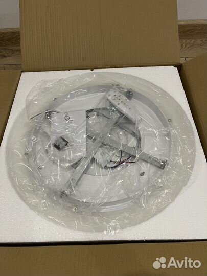 Светодиодный светильник новый