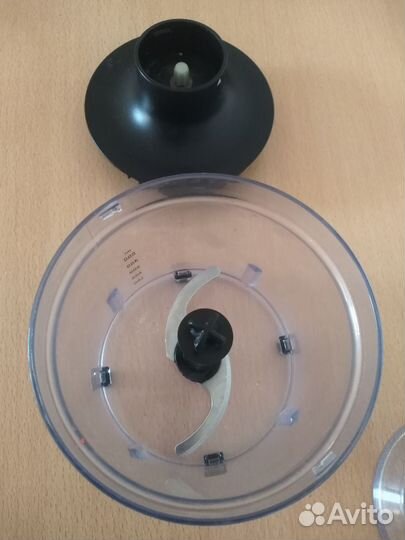 Чаша с измельчителеми стакан от блендера