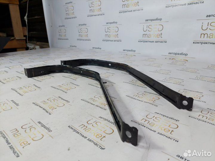 Крепление топливного бака Skoda Rapid 1.6 CFN 2014