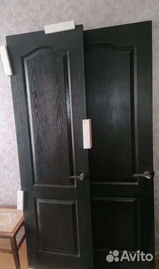 Продам межкомнатную дверь