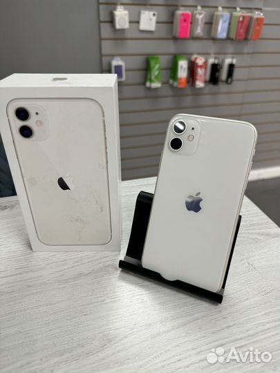 iPhone 11, 64 ГБ
