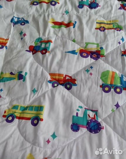 Одеяло 100 см на 140 см Тёплое как новое яркое