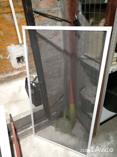 Москитная сетка на окно