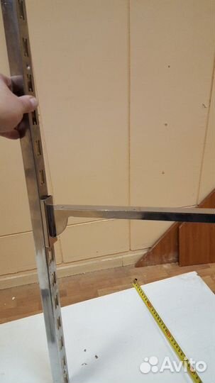 Кронштейн для полок