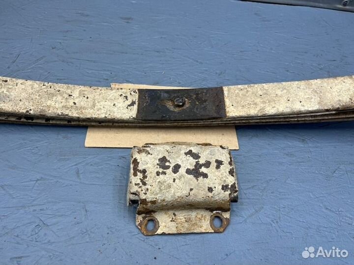 Рессора задняя Dodge Voyager 3/Caravan 3 2.4 EDZ