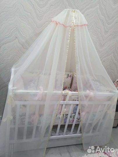 Комплект в детскую кроватку