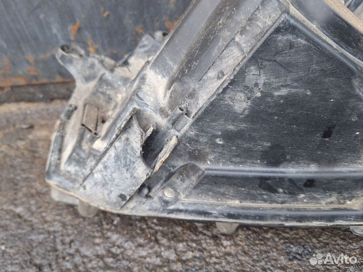 Передняя правая фара Renault Logan 2 Sandero 2