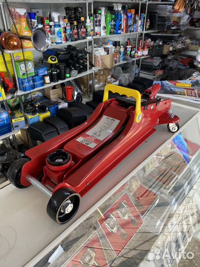 Домкрат подкатной 3 тонны AVS