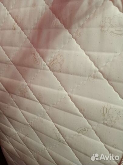 Детская кроватка с продольным маятником